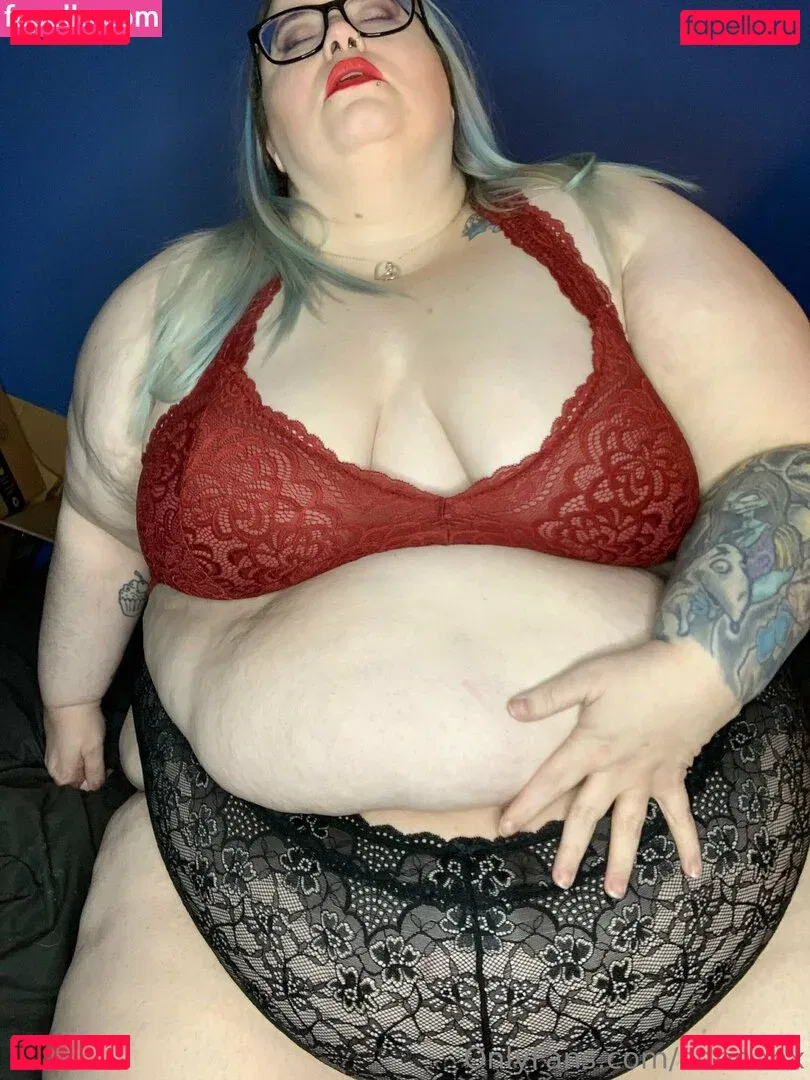 adenahx Onlyfans Photo Gallery 