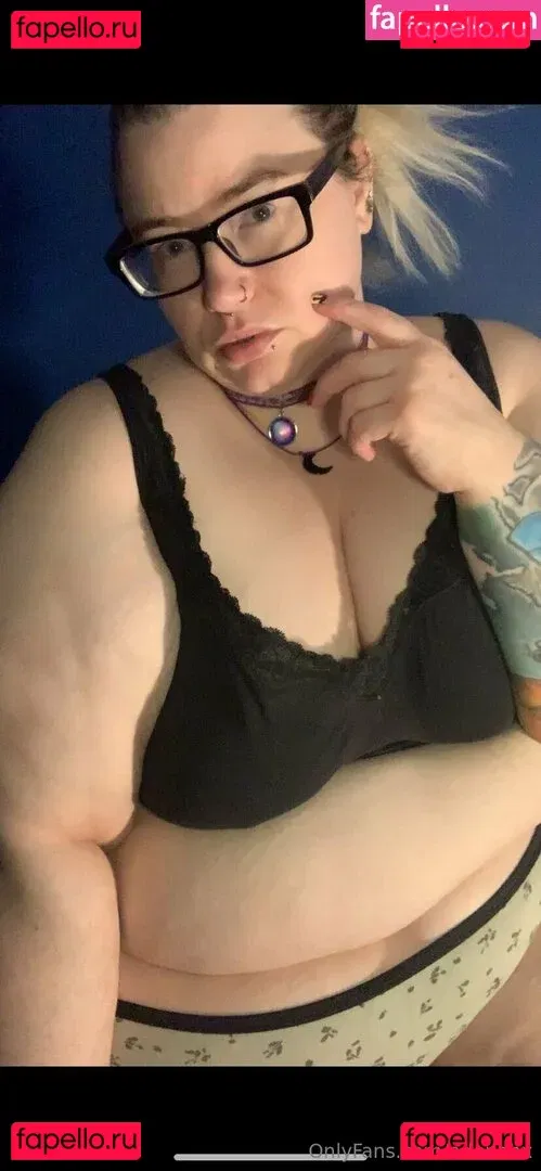 adenahx Onlyfans Photo Gallery 