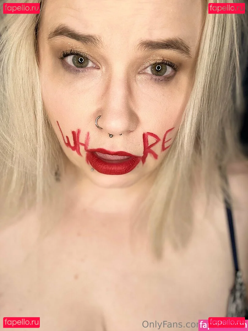 adenahx Onlyfans Photo Gallery 