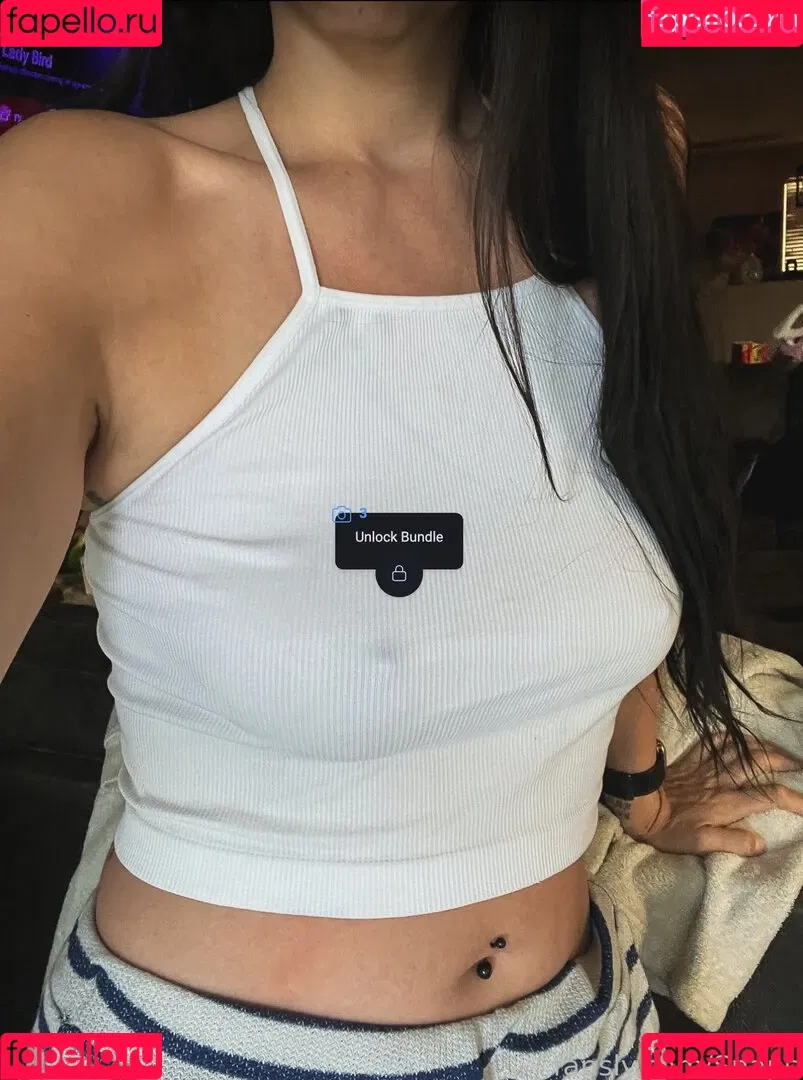 Jessica "Snaps" Bencomo Onlyfans Photo Gallery 