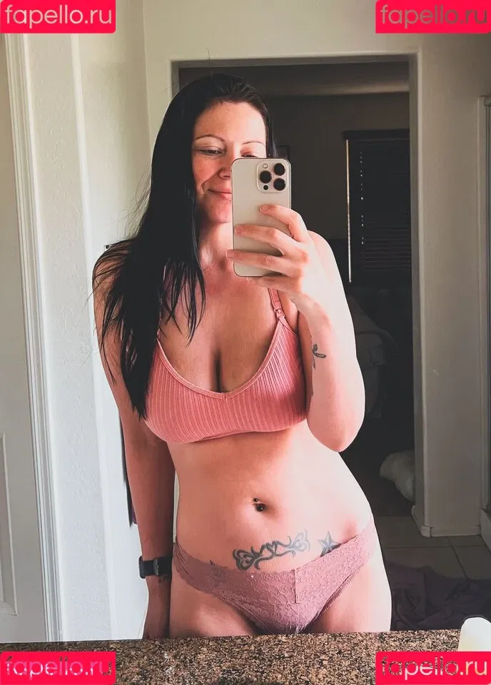 Jessica "Snaps" Bencomo Onlyfans Photo Gallery 