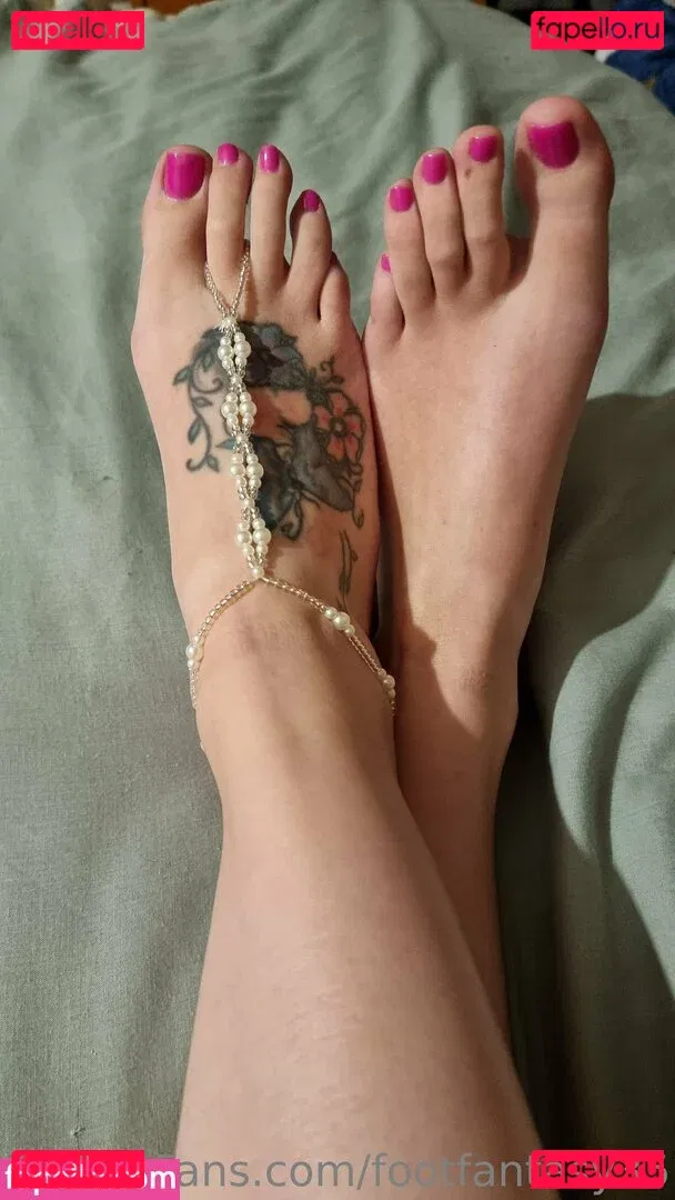 footfantasy35 Onlyfans Photo Gallery 