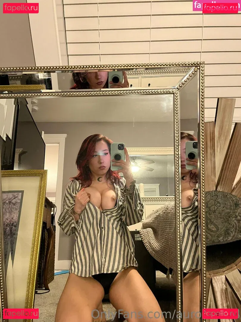 auroraredd Onlyfans Photo Gallery 