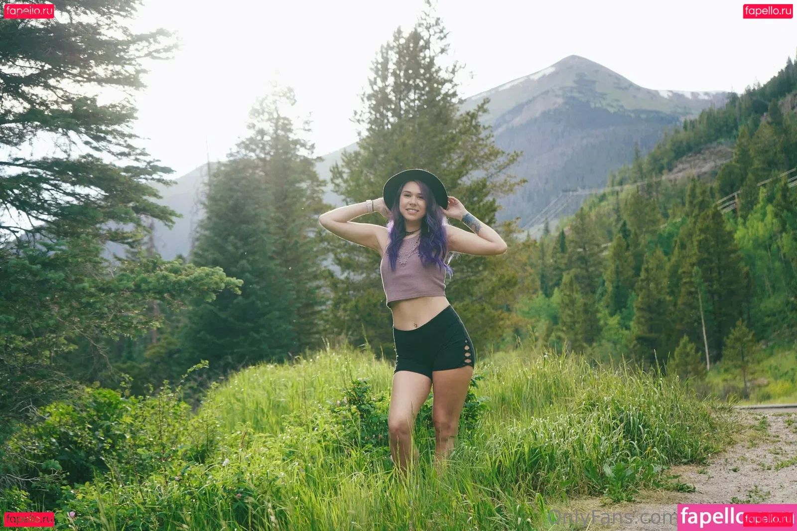 lolaxsparks Onlyfans Photo Gallery 