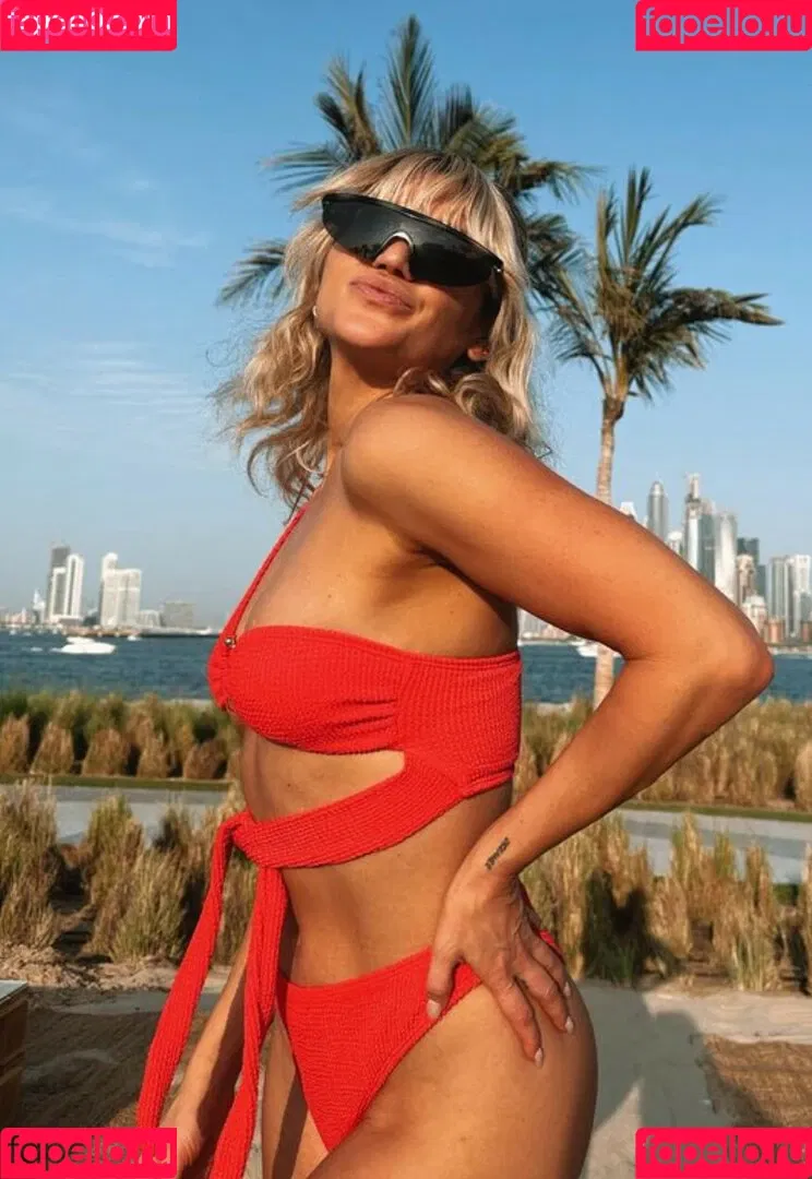 Ashley Roberts Onlyfans Photo Gallery 