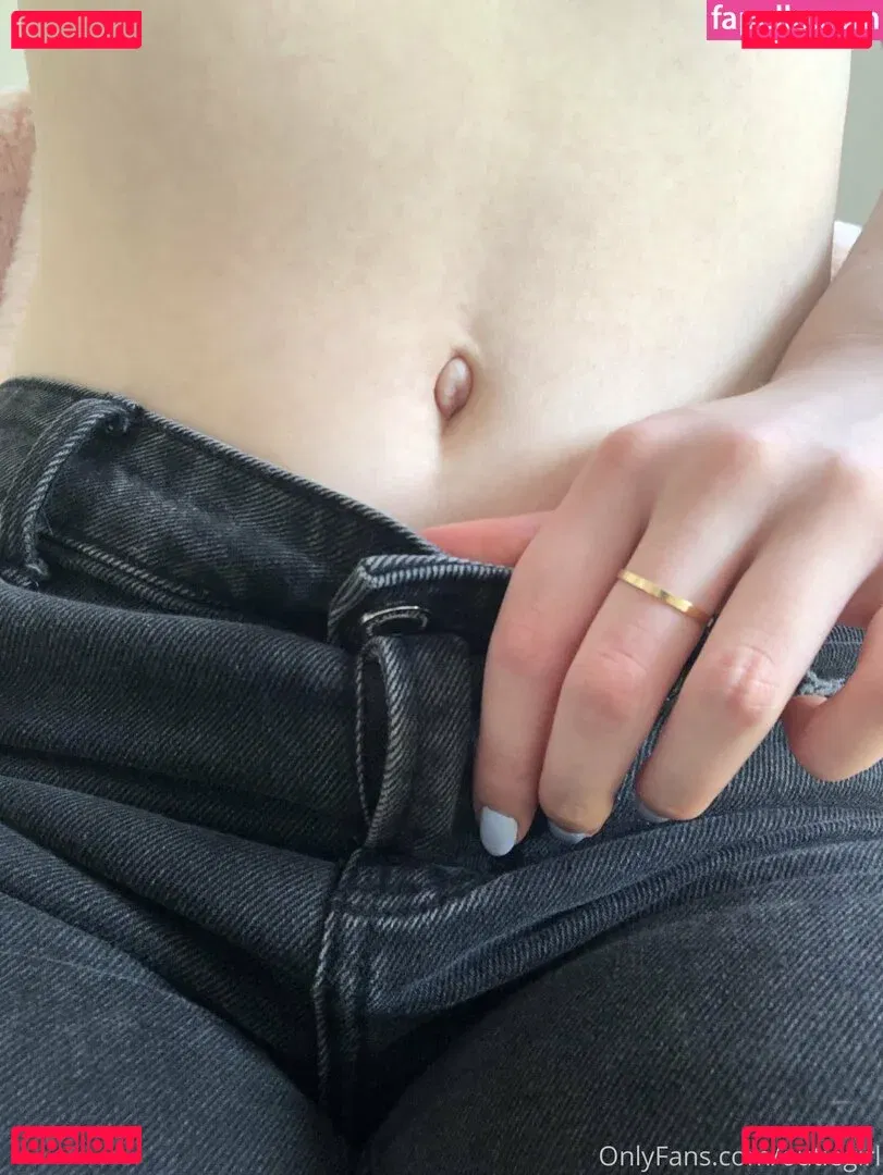 outiegirl Onlyfans Photo Gallery 