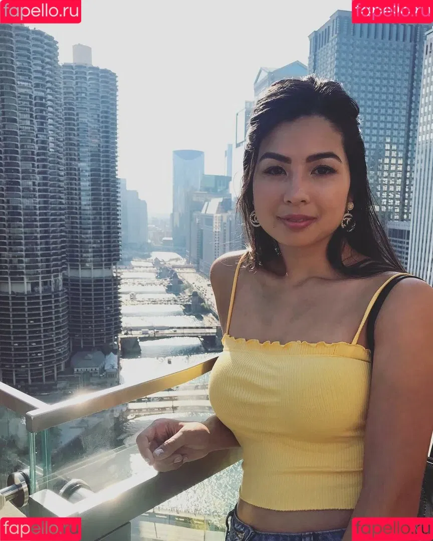 CarolineKwan Onlyfans Photo Gallery 
