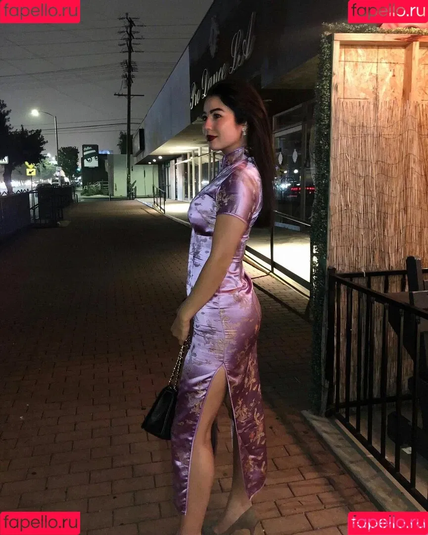 CarolineKwan Onlyfans Photo Gallery 