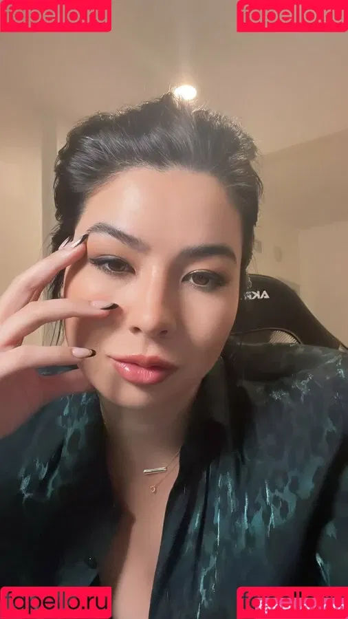 CarolineKwan Onlyfans Photo Gallery 