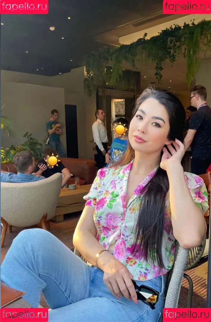 CarolineKwan Onlyfans Photo Gallery 