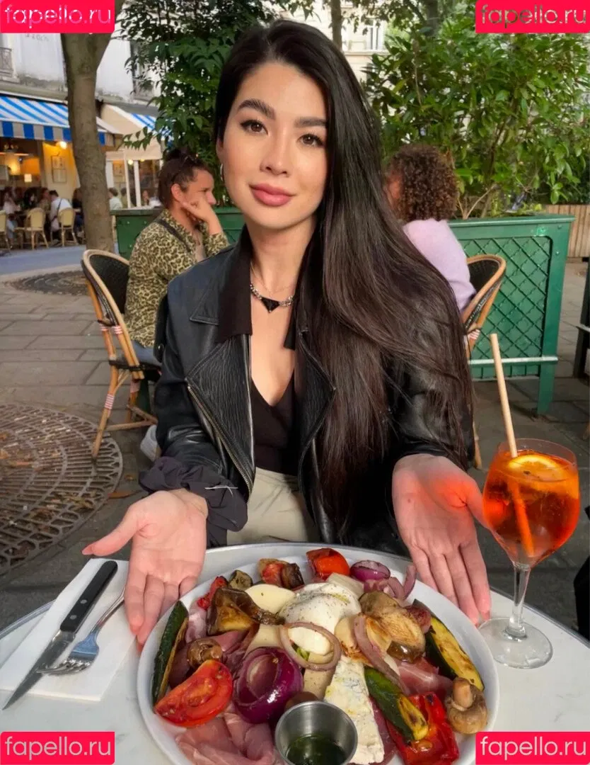 CarolineKwan Onlyfans Photo Gallery 