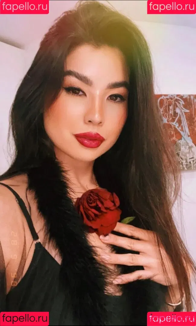 CarolineKwan Onlyfans Photo Gallery 