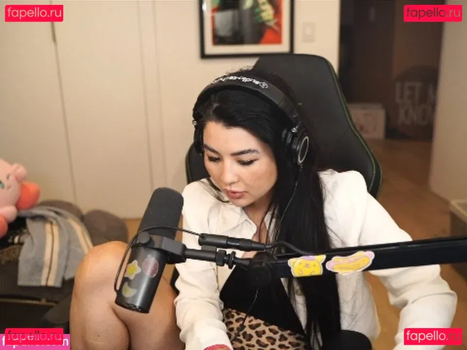 CarolineKwan Onlyfans Photo Gallery 