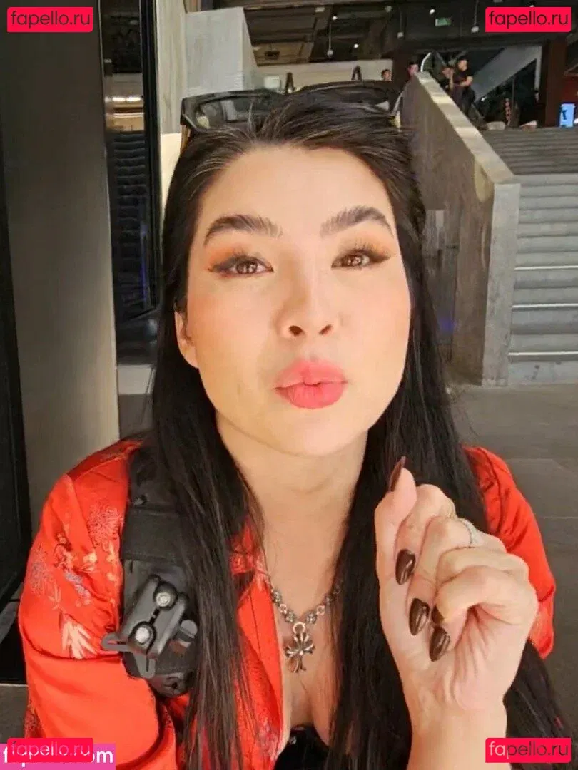 CarolineKwan Onlyfans Photo Gallery 