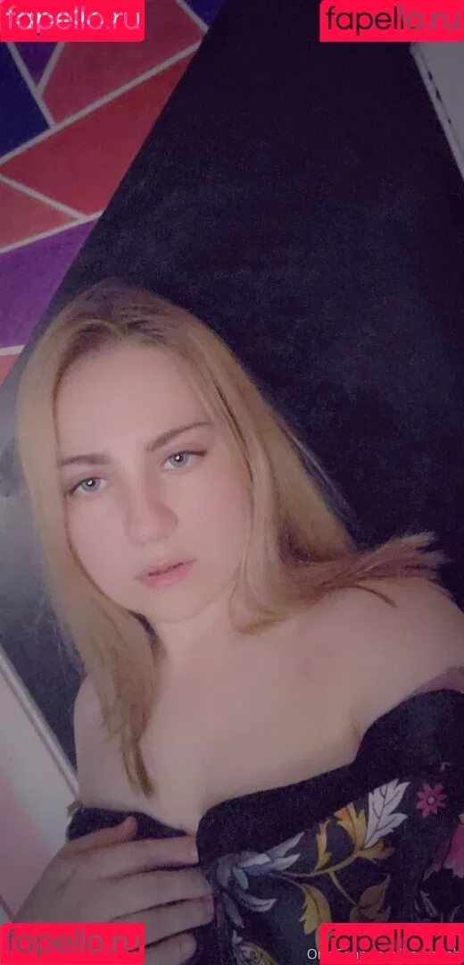 itsambeh Onlyfans Photo Gallery 