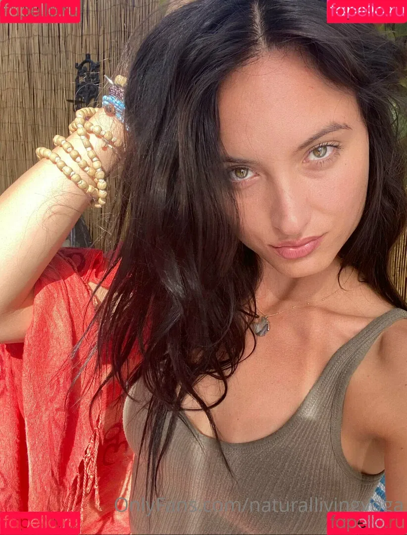 naturallivingyoga Onlyfans Photo Gallery 
