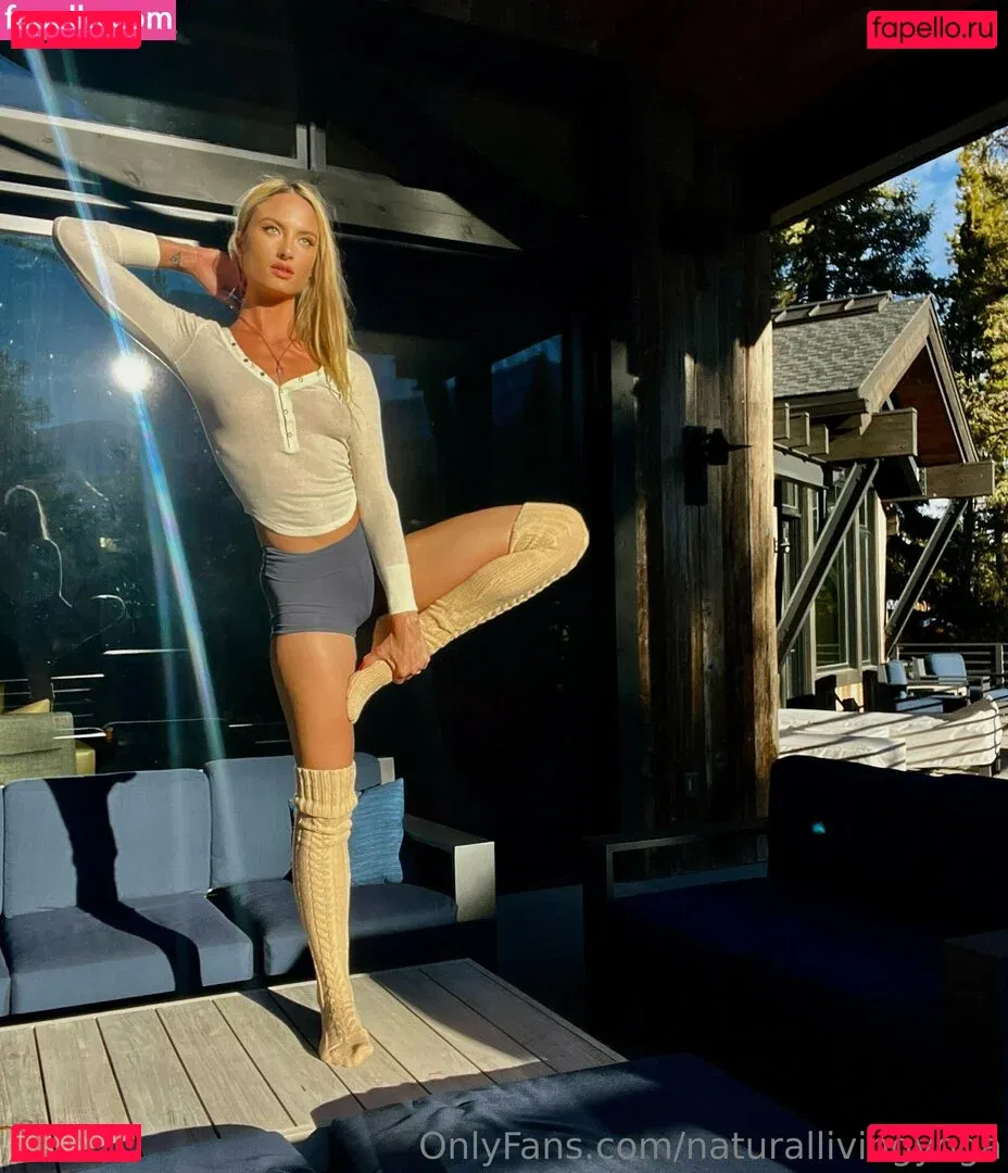 naturallivingyoga Onlyfans Photo Gallery 