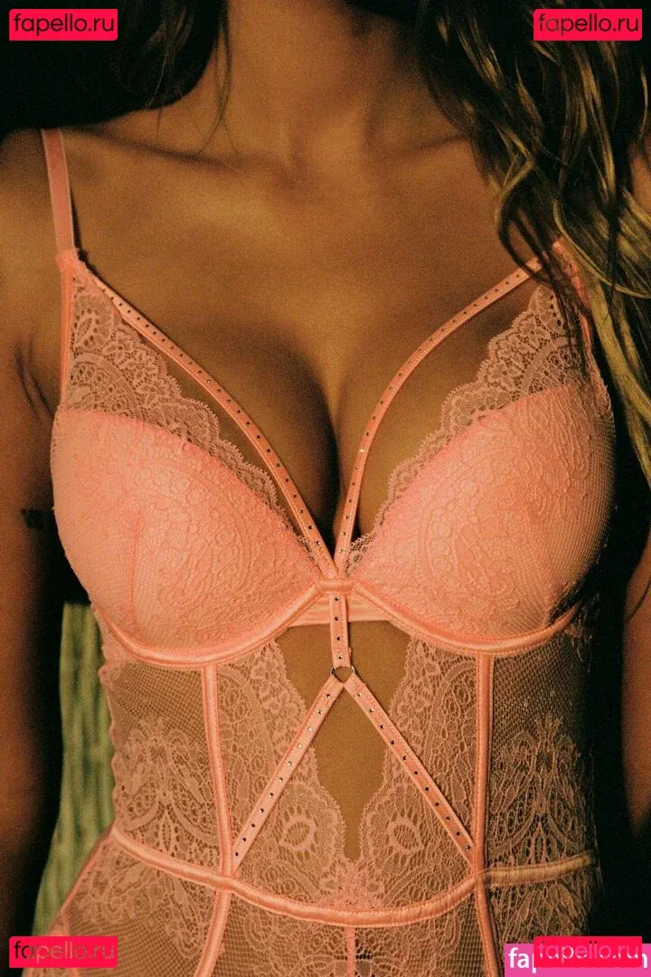 Bregje Heinen Onlyfans Photo Gallery 