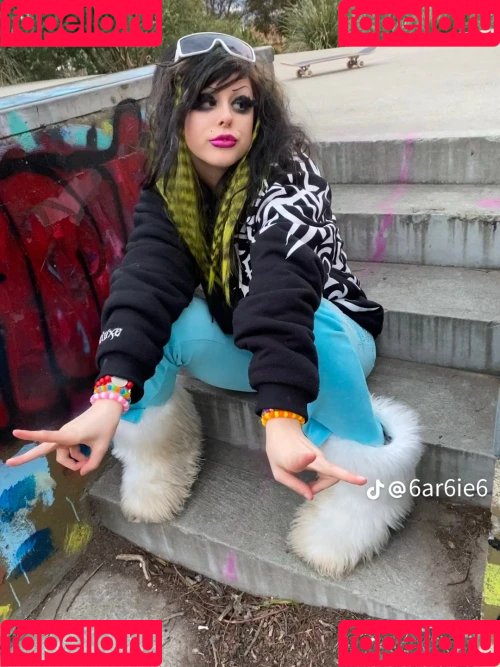 bar6ie6 Onlyfans Photo Gallery 