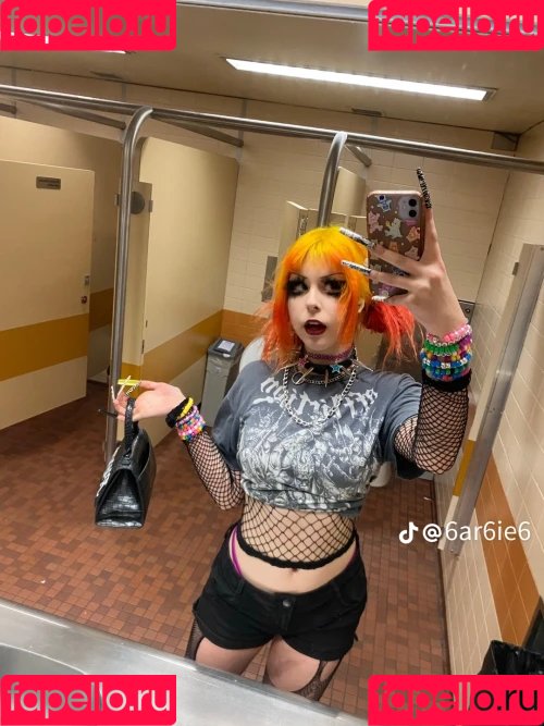 bar6ie6 Onlyfans Photo Gallery 