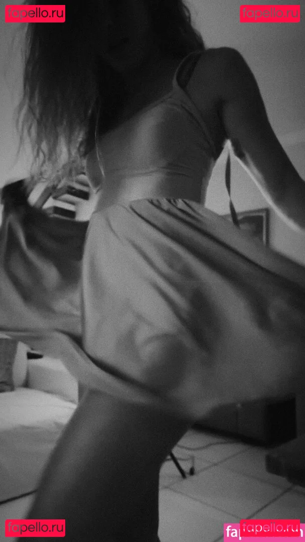 Fernanda De Freitas Onlyfans Photo Gallery 