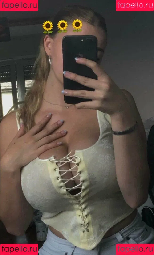 Elly Anne Onlyfans Photo Gallery 