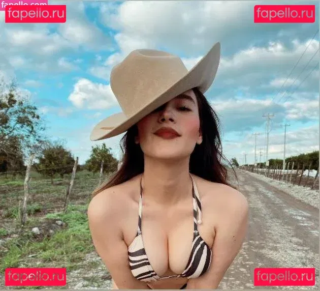 novatitsxxx Onlyfans Photo Gallery 