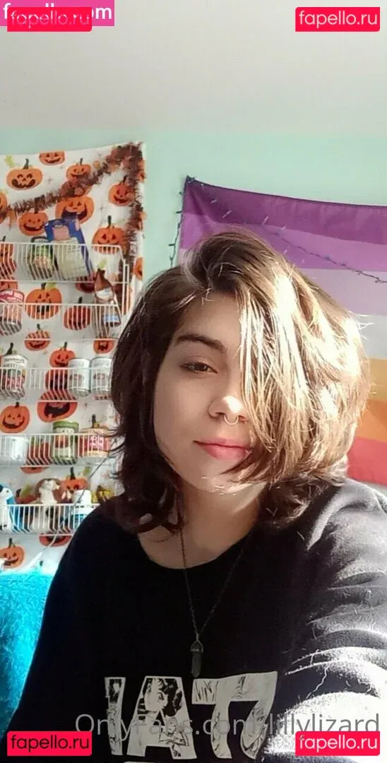 lillylizard Onlyfans Photo Gallery 