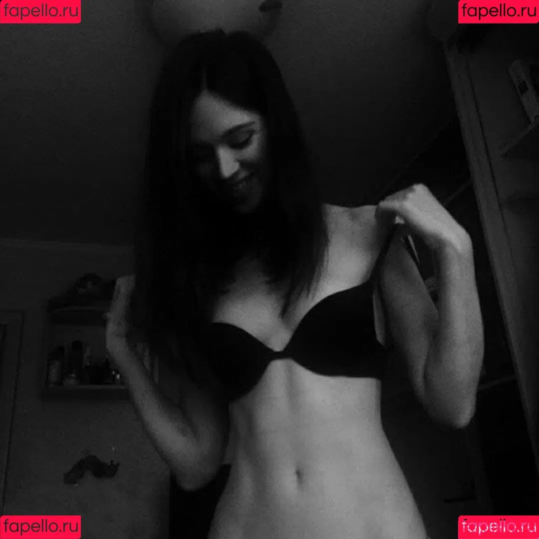 Natasha Shelyagina Onlyfans Photo Gallery 