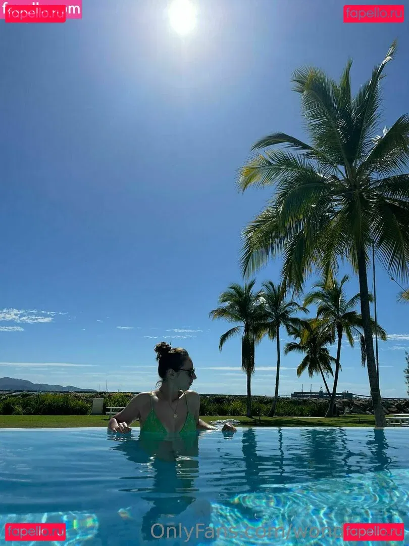 wonderovie Onlyfans Photo Gallery 