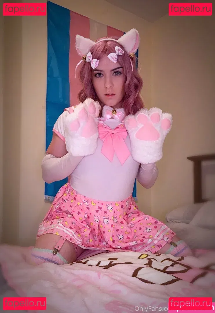 ellafansonly Onlyfans Photo Gallery 