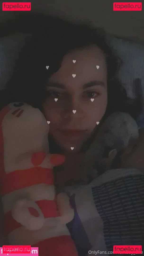 wedgiepupellie Onlyfans Photo Gallery 