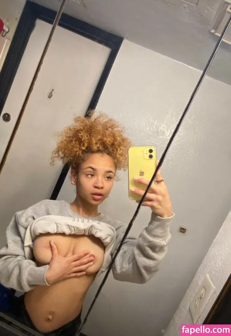 Miixeddoll Onlyfans Photo Gallery 