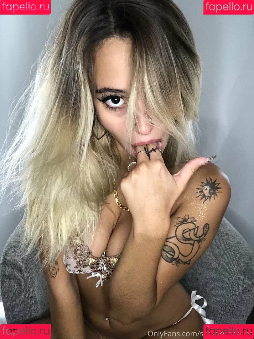 latinabaddyprincess Onlyfans Photo Gallery 