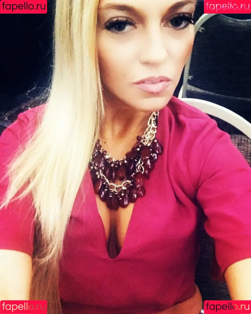 Alisha Edwards Onlyfans Photo Gallery 