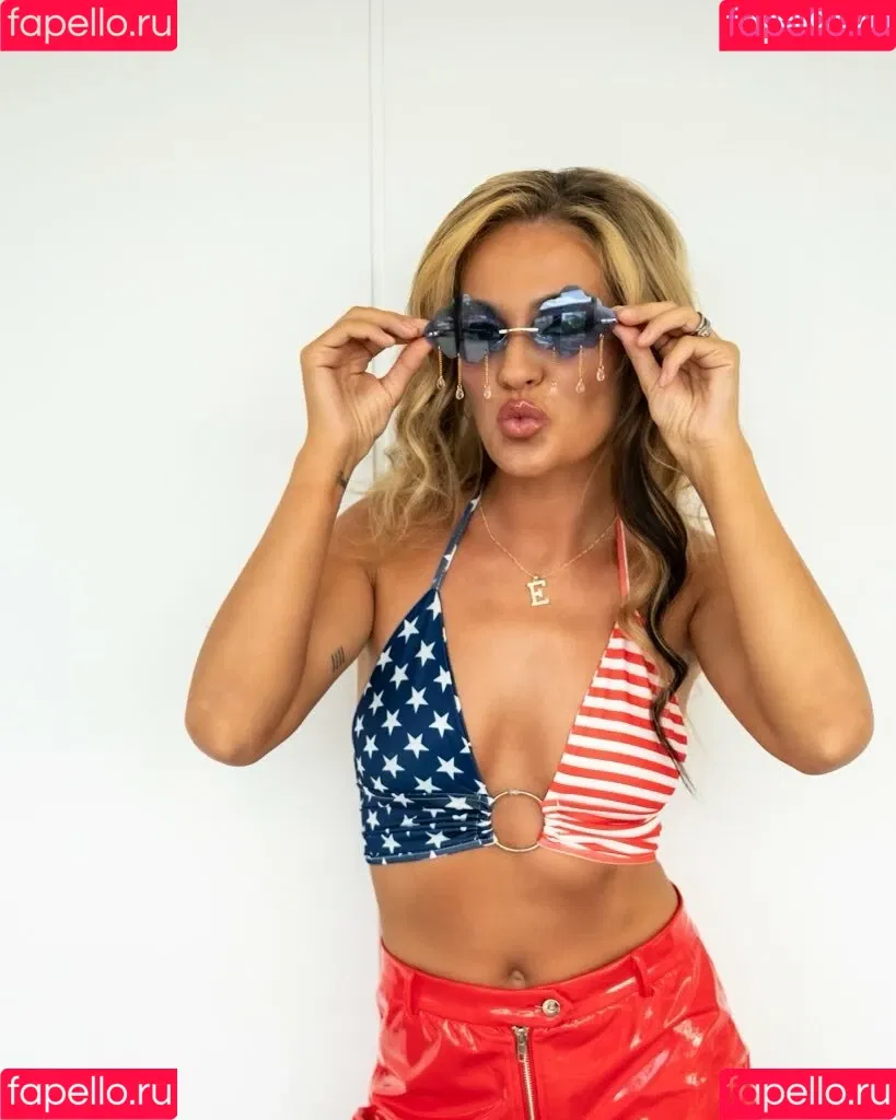 Alisha Edwards Onlyfans Photo Gallery 