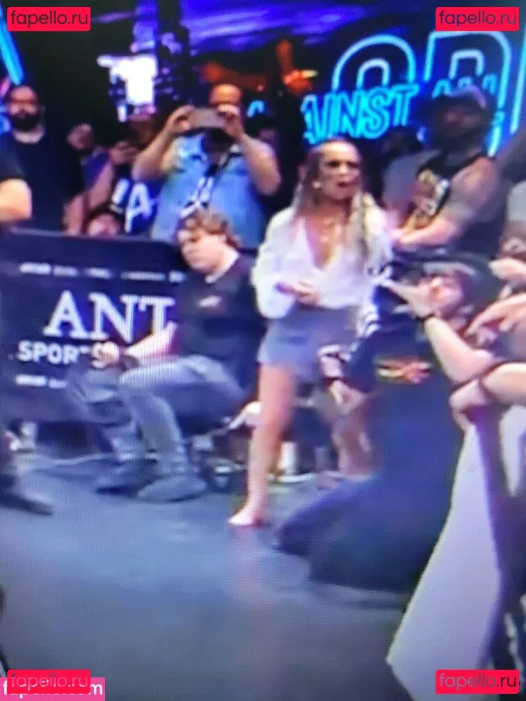 Alisha Edwards Onlyfans Photo Gallery 