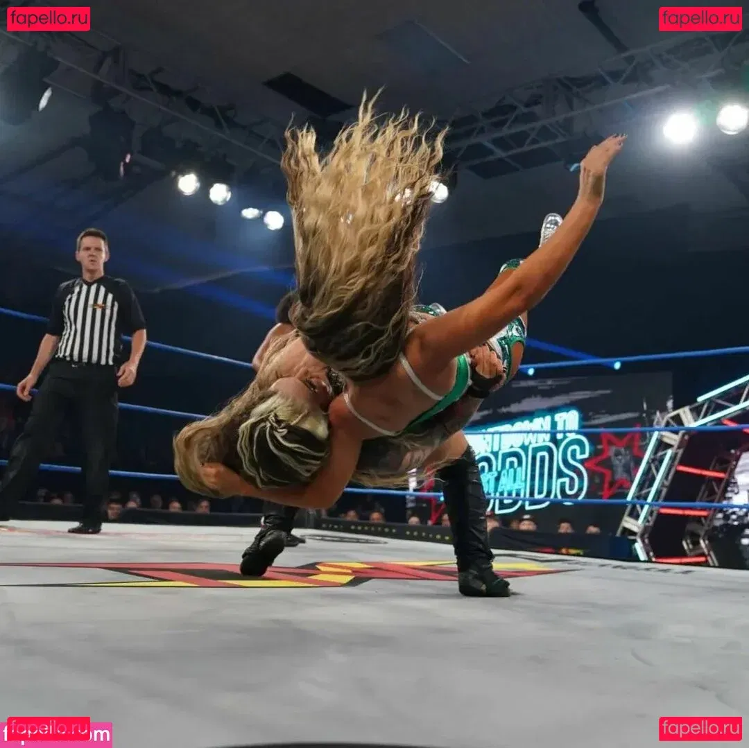 Alisha Edwards Onlyfans Photo Gallery 