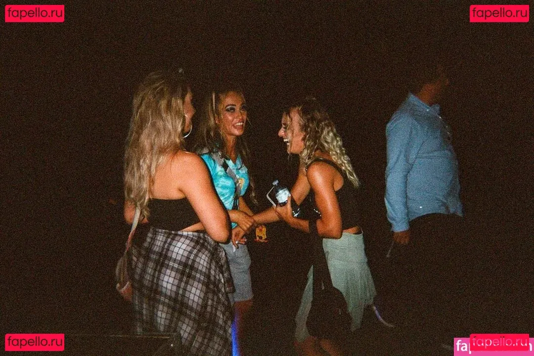 Alisha Edwards Onlyfans Photo Gallery 