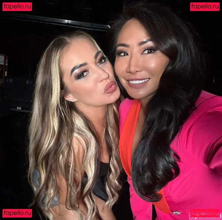 Alisha Edwards Onlyfans Photo Gallery 