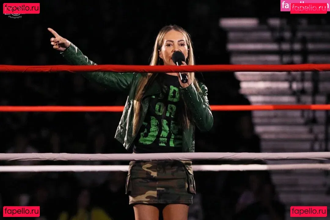 Alisha Edwards Onlyfans Photo Gallery 