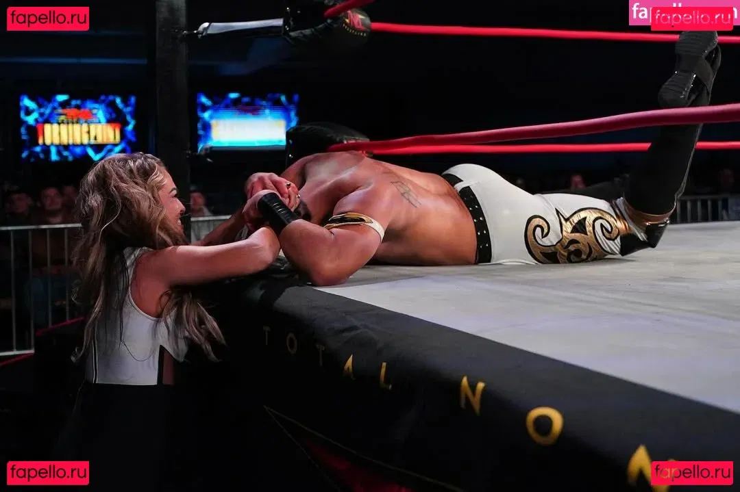 Alisha Edwards Onlyfans Photo Gallery 