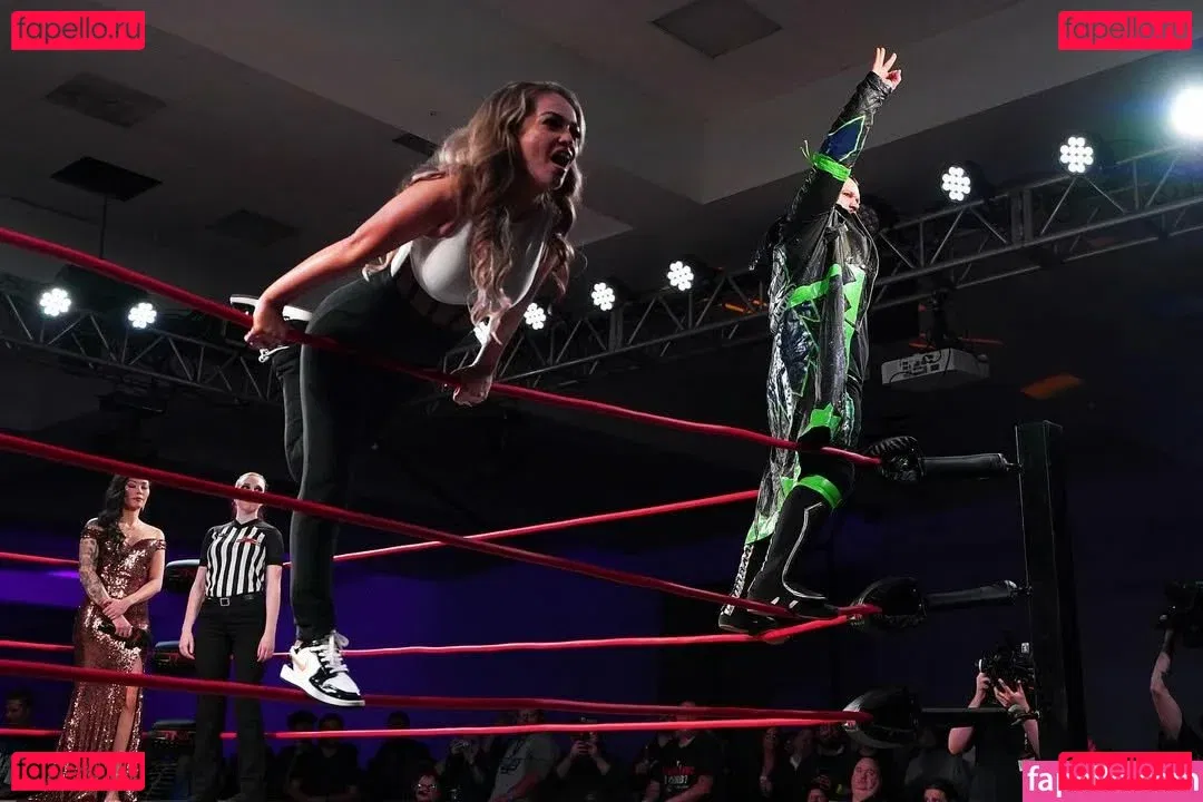 Alisha Edwards Onlyfans Photo Gallery 