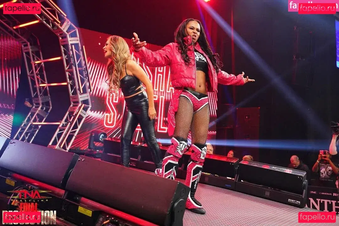 Alisha Edwards Onlyfans Photo Gallery 