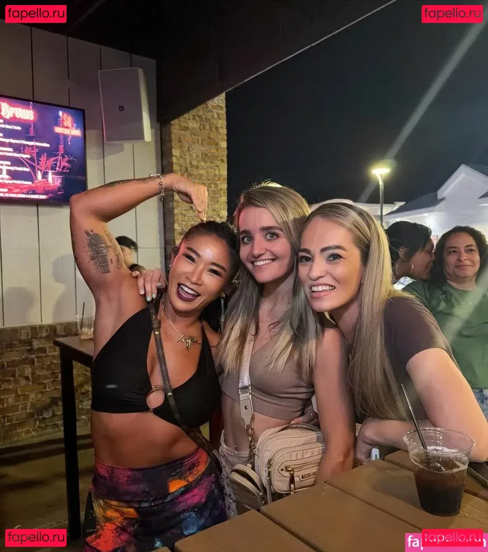 Alisha Edwards Onlyfans Photo Gallery 