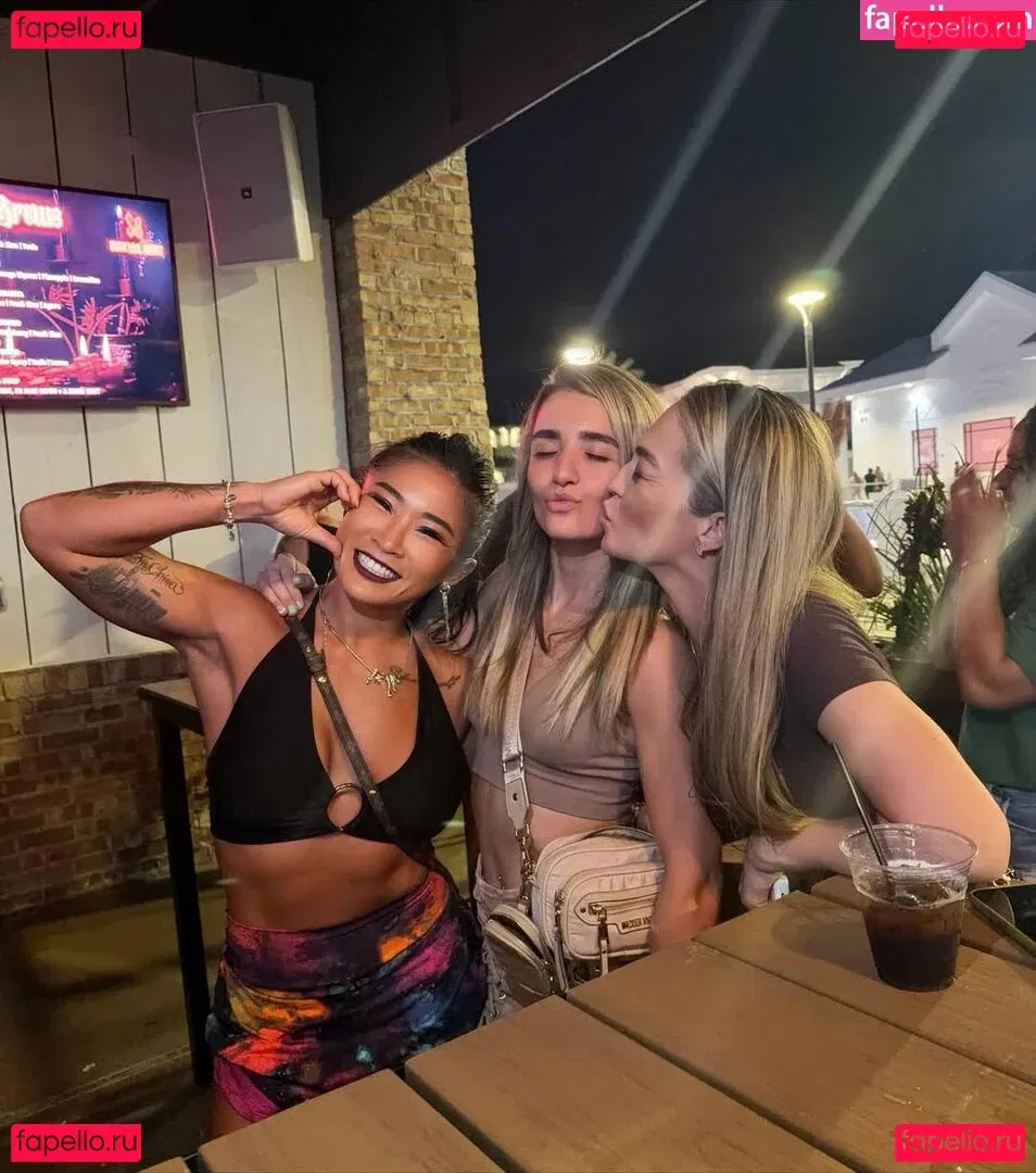 Alisha Edwards Onlyfans Photo Gallery 