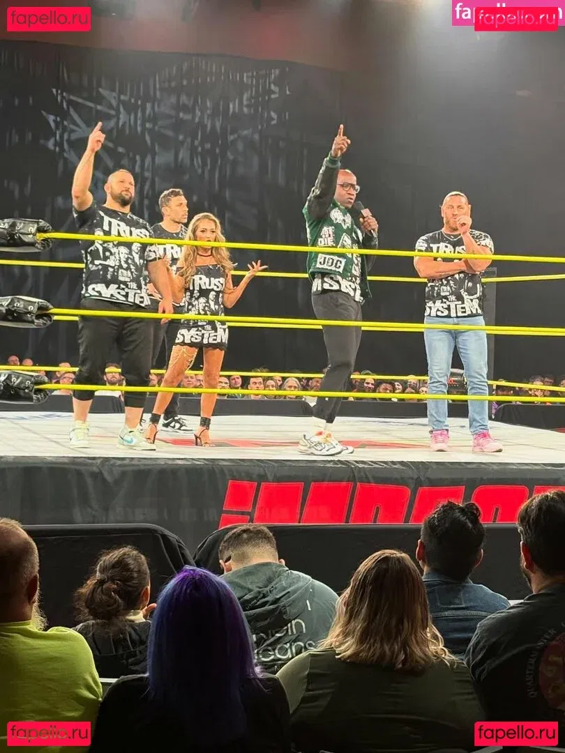 Alisha Edwards Onlyfans Photo Gallery 