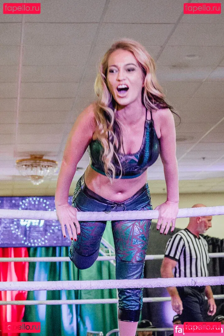 Alisha Edwards Onlyfans Photo Gallery 