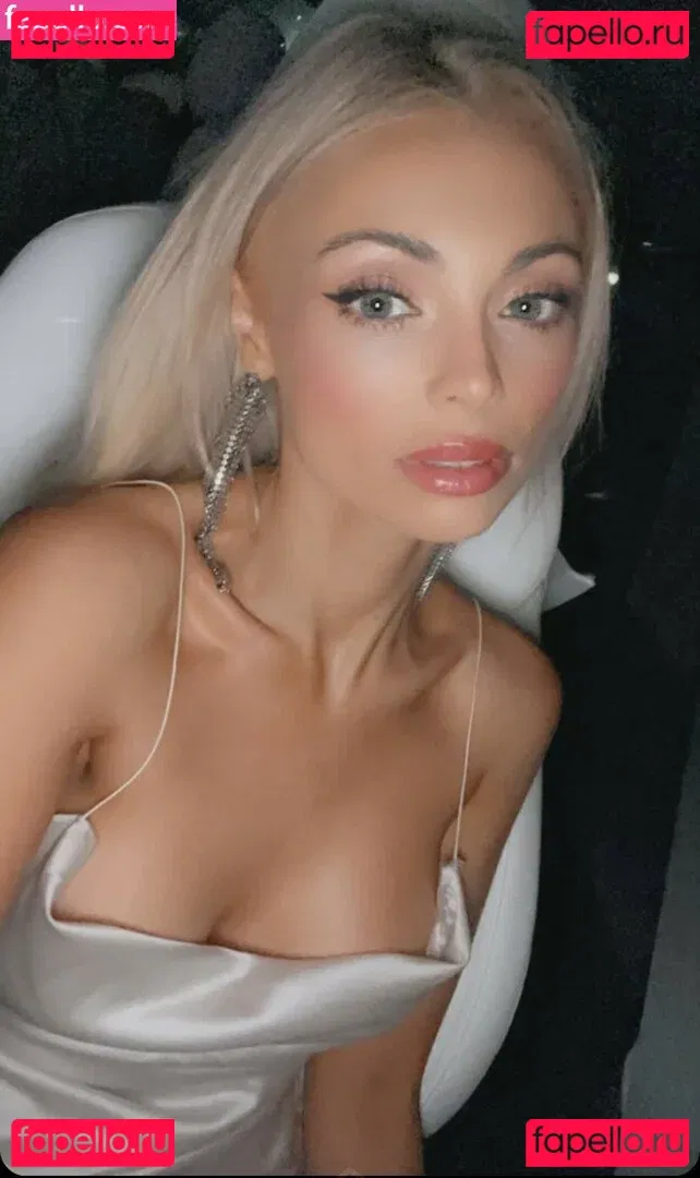 Katja Glieson Onlyfans Photo Gallery 