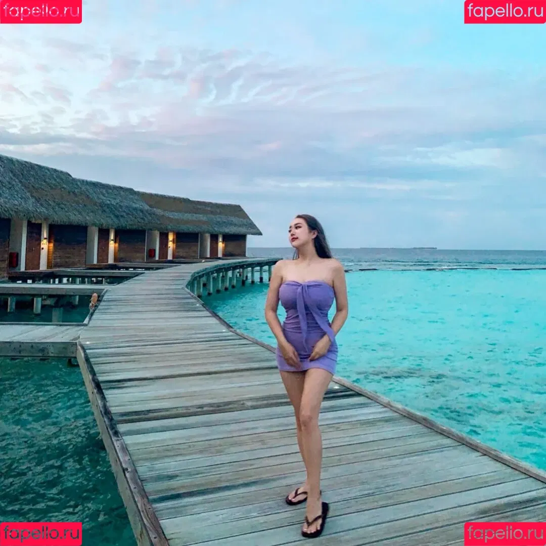 Rebecca Liu Onlyfans Photo Gallery 